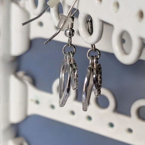 Fashion Silver Heart Earrings (EUC) - Picture 4 of 4